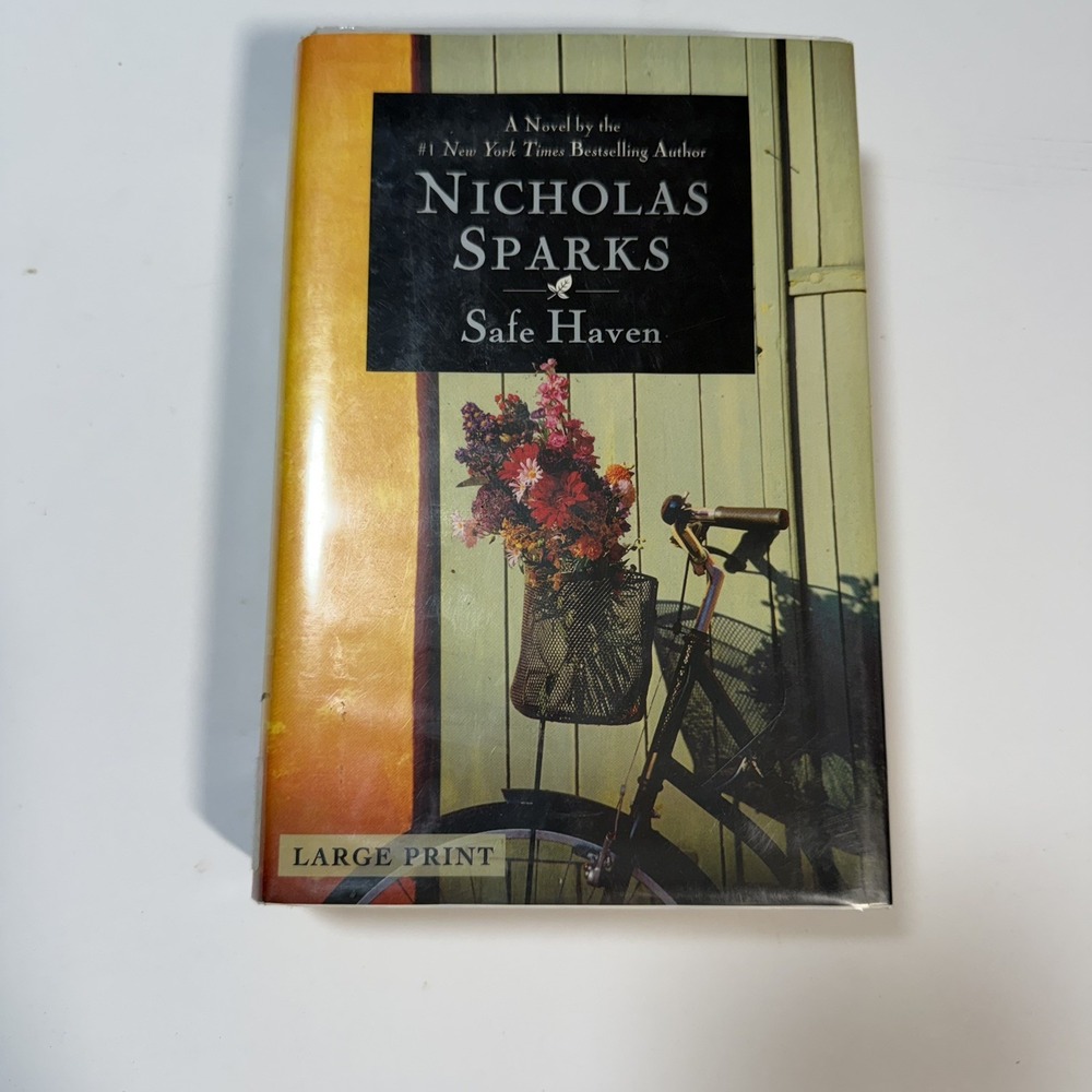 Safe Haven ( Large Print Edition) - Hardcover, by Nicholas Sparks - Acceptable j